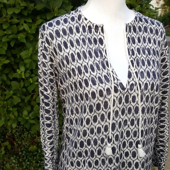 *SOLD* 3/4 sleeve patterned tassel tunic from Loft - Picture 2 of 5